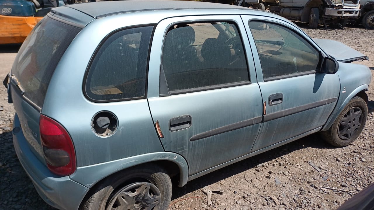  Chevrolet CORSA 2000    EN DESARME